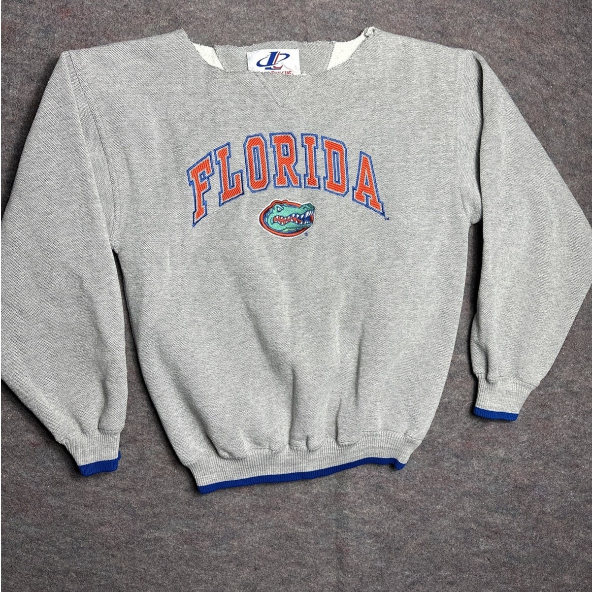 Vintage Logo Athletic Florida Gators Crewneck Sweater Size Large Euc Heavyweight